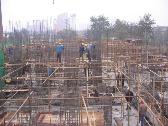 建設工程施工現場供用電安全管理 保障農民工生命安全的五大關鍵措施